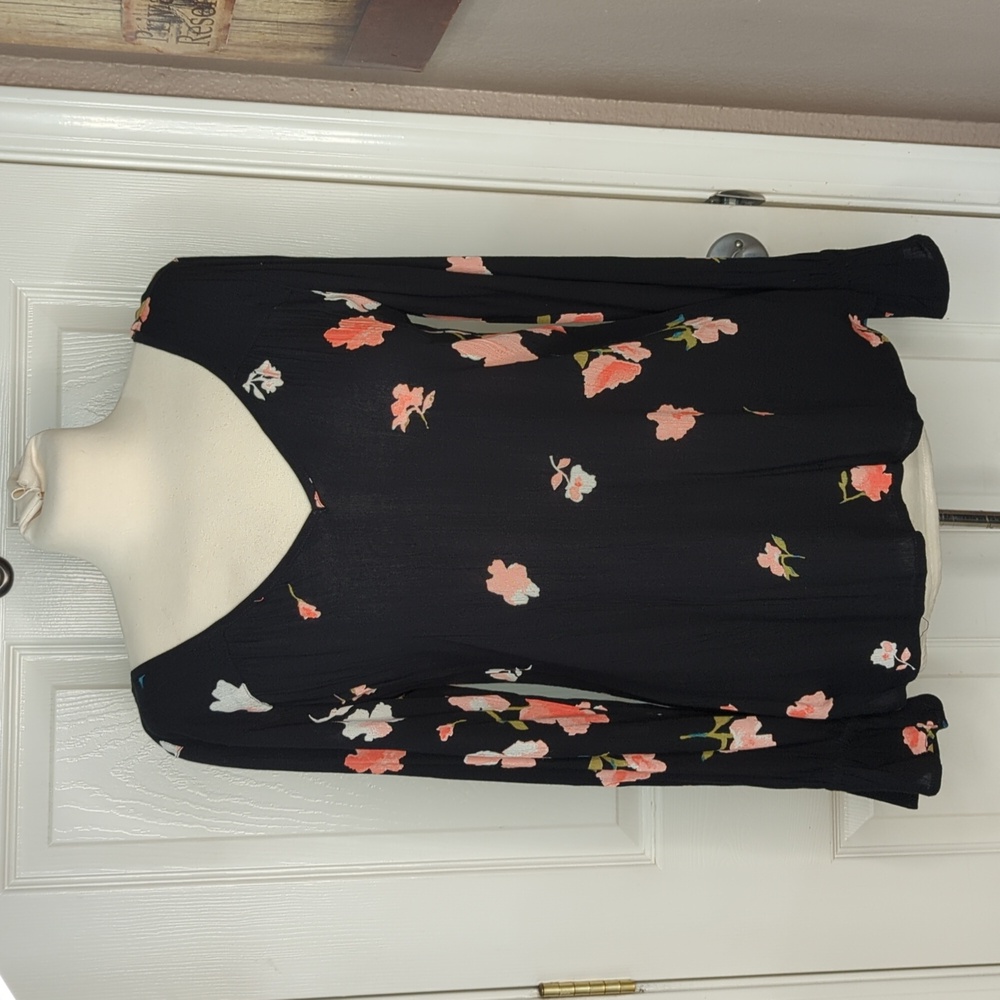 Billabong lightweight, black and pink floral long sleeve shirt size small.